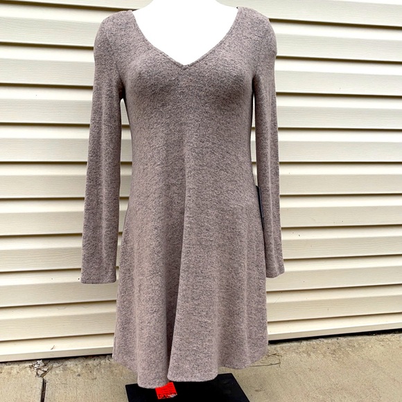 A. Byer lace-up back swing dress - Picture 4 of 8